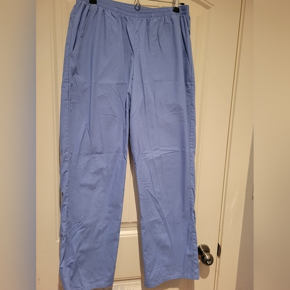 Scrub Pants - Set of 4 - Size Small - Picture 6 of 7